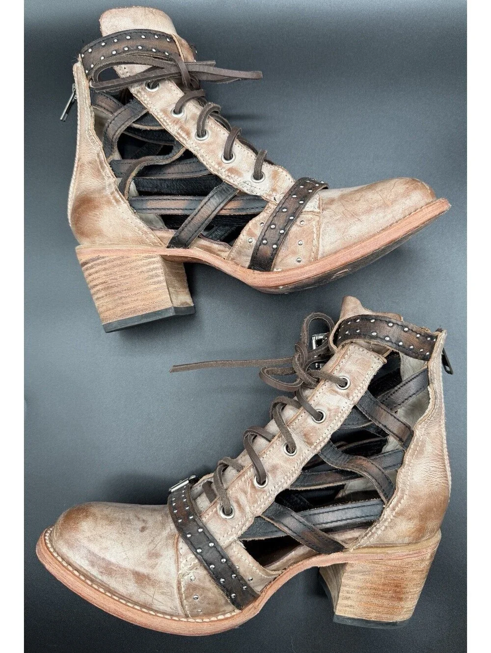 Freebird Steven Cheyenne Boots 9 Brown Leather Lace Up Distressed Studs Boho
